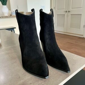 Kenneth Cole Black Boots